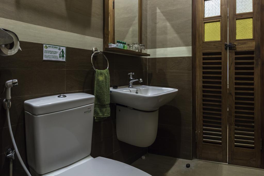 Dhanesvara Holistic Unique Homestay Wonotjolo Pokoj fotografie