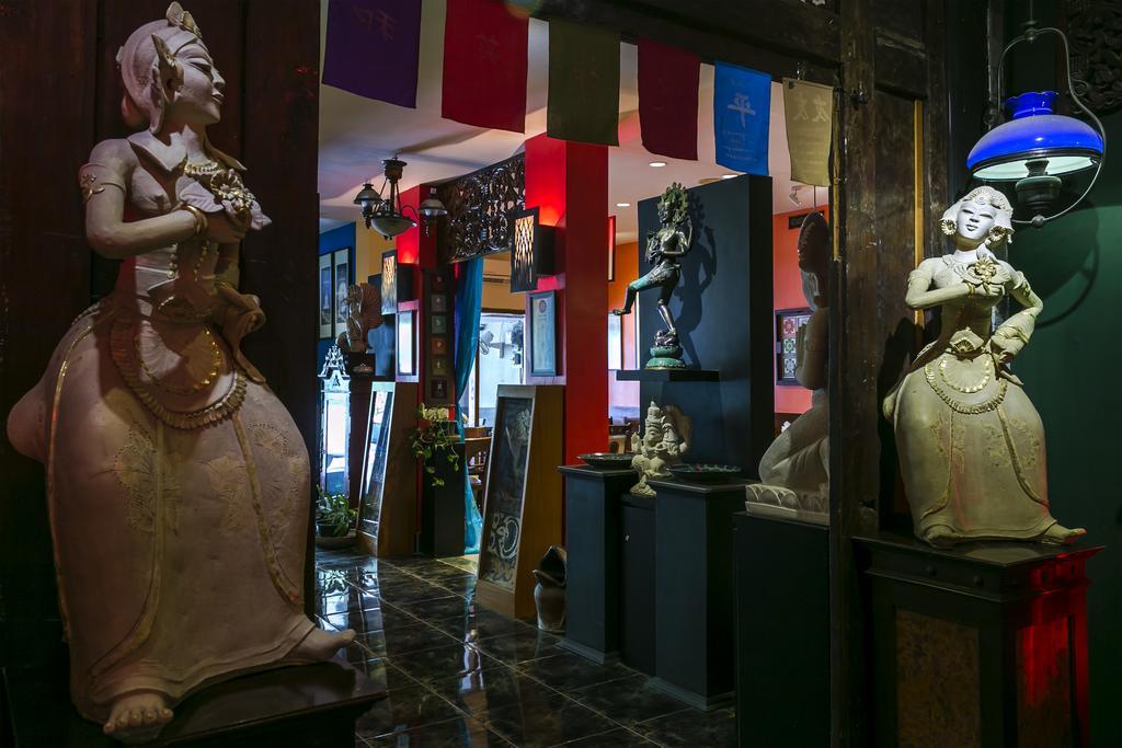 Dhanesvara Holistic Unique Homestay Wonotjolo Exteriér fotografie