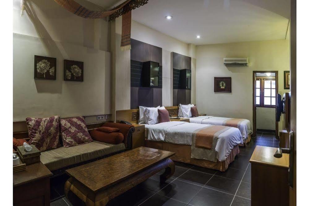 Dhanesvara Holistic Unique Homestay Wonotjolo Exteriér fotografie